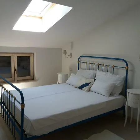 Ad Stellam Maris アパート